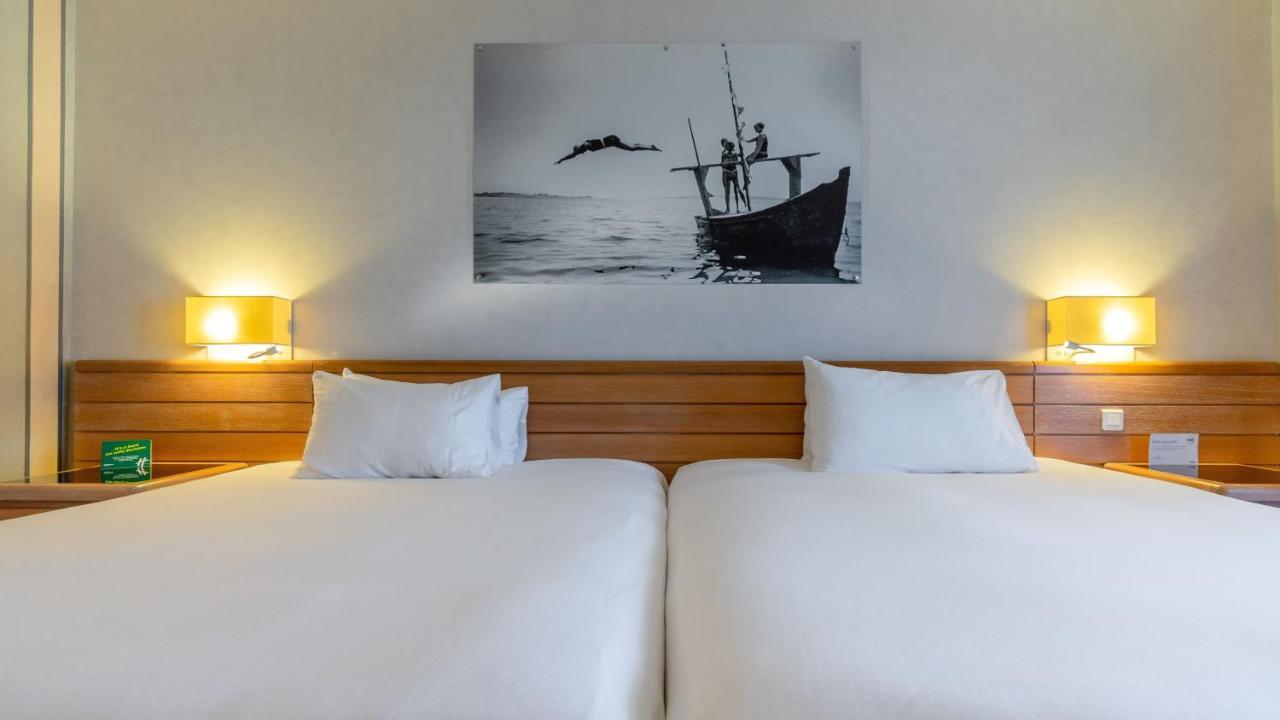 Chambre Double Standard avec 2 Lits Doubles - Vue sur Ville